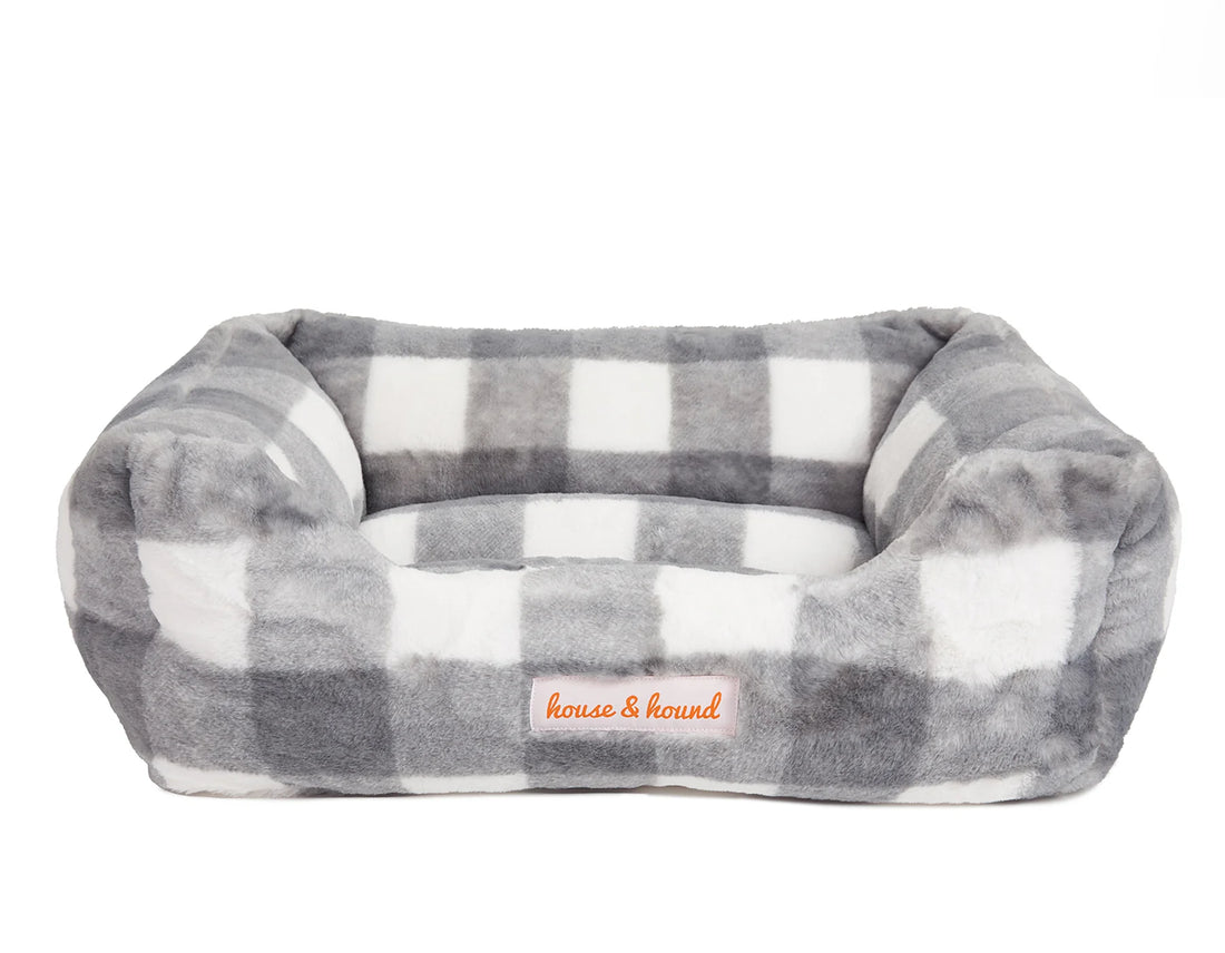 J&amp;B MINK PLAID BED GRY/WHT SMALL