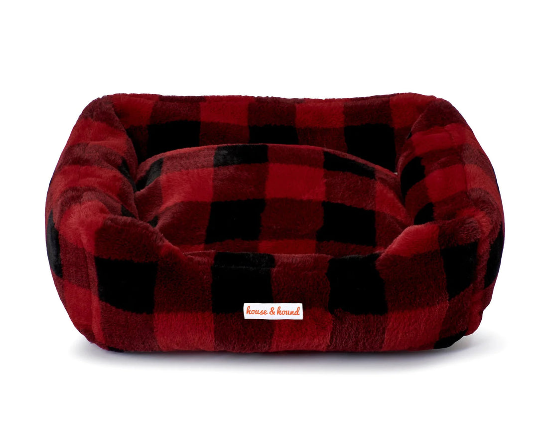 J&amp;B MINK PLAID BED RED/BLK MEDIUM