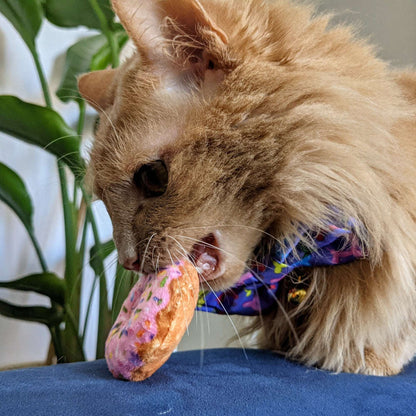 Huxley &amp; Kent Strawberry Donut Cat Toy